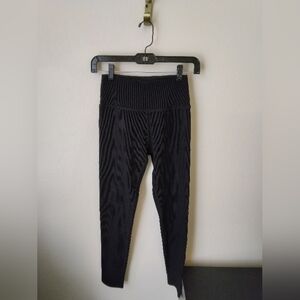 Trophy Yoga Women's LA Studio Ribbed Leggings In Black Size S Activewear
